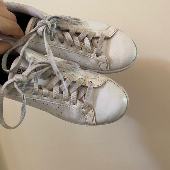 ADIDAS CLOUDFOAM ADVANTAGE WHITE BLACK SNEAKERS SIZE 8 - Picture 4 of 6